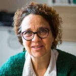 Frédérique Lisbet, naturopathe a suivi la formation praticien olfacto-reliance® de Vocation aroma